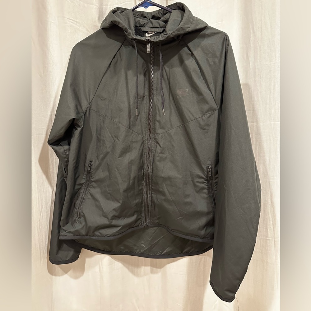 Nike Women’s Full-Zip Hooded Black Windrunner Jacket Small